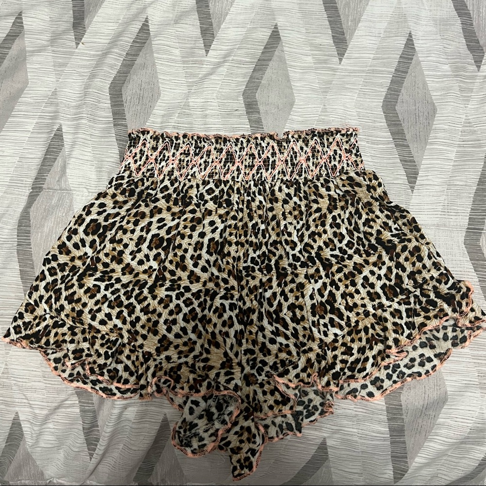 Mini short accordingly for the beach 🐚 small